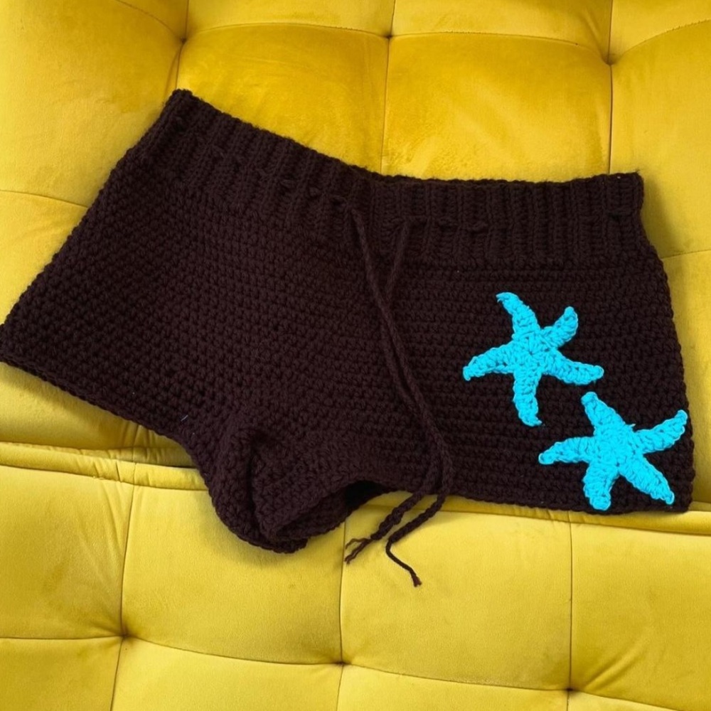 Starfish crochet shorts